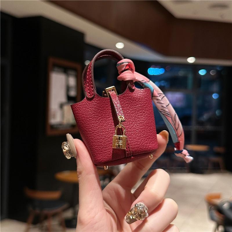 Mini Vegetable Basket Bag Pendant Hanging Accessories High Quality Leather Car Keychain Earphone Bag Pendant with Colorful Strap Today Catch the Moment